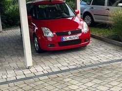 Rot Gebraucht 2005 Suzuki Swift Comfort+ Limousine | 2.550 € (Fairer Preis)