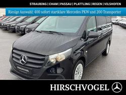 Obsidianschwarz metallic Gebraucht 2024 Mercedes Vito Kombi | 50.900 €