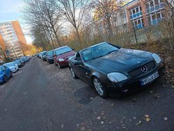 Schwarz Gebraucht 2000 Mercedes SLK230 Cabrio | 2.799 €
