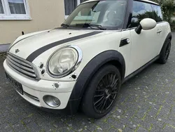 Beige Gebraucht 2009 Mini ONE Kleinwagen | 3.999 € (Fairer Preis)