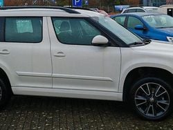 Weiß Gebraucht 2014 Skoda Yeti Ambition SUV | 7.900 € (Superpreis)