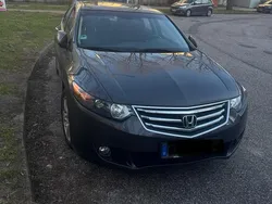 Grau Gebraucht 2011 Honda Accord Limousine | 8.999 € (Fairer Preis)