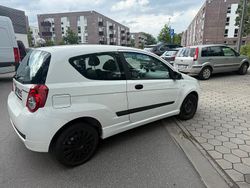 Weiß Gebraucht 2010 Chevrolet Aveo Kleinwagen | 2.000 € (Etwas zu teuer)