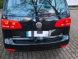 Schwarz Gebraucht 2014 VW Touran Van / Kleinbus | 6.500 € (Guter Preis)