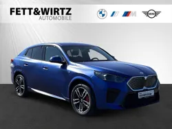Blau Gebraucht 2023 BMW iX2 M Sport SUV | 46.800 € (Superpreis)