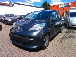 Grau Gebraucht 2006 Peugeot 107 Filou Kleinwagen | 2.280 € (Fairer Preis)