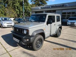 Grau Gebraucht 2019 Suzuki Jimny Comfort SUV | 31.890 € (Fairer Preis)