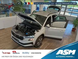 Moonweiss metallic Gebraucht 2023 Skoda Karoq Style SUV | 28.794 € (Guter Preis)