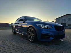 Blau Gebraucht 2017 BMW M240 M Sport Coupé | 28.999 € (Fairer Preis)