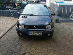 Schwarz Gebraucht 2005 Renault Twingo Kleinwagen | 1.500 €