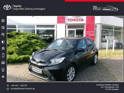 Midnight schwarz mica Gebraucht 2022 Toyota Aygo X-play Kleinwagen | 14.990 € (Fairer Preis)