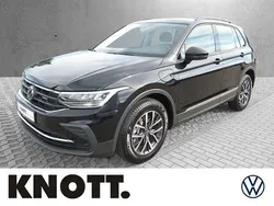 Deep black perleffekt Gebraucht 2021 VW Tiguan Life SUV | 31.700 € (Fairer Preis)