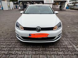Weiß Gebraucht 2014 VW Golf VII Cup Limousine | 9.400 € (Fairer Preis)