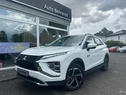 Weiß Gebraucht 2021 Mitsubishi Eclipse Cross Intro Edition SUV | 23.890 € (Fairer Preis)