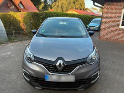 Grau Gebraucht 2018 Renault Captur SUV | 10.000 € (Fairer Preis)