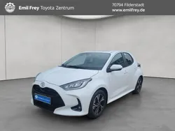 Weiß Neu 2025 Toyota Yaris Comfort Limousine | 23.990 € (Fairer Preis)