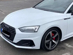 Weiß Gebraucht 2022 Audi A5 Sportback Limousine | 43.400 €