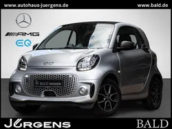Bodypanels in cool silver (met Gebraucht 2022 Smart ForTwo Electric Drive Coupé | 9.380 € (Fairer Preis)