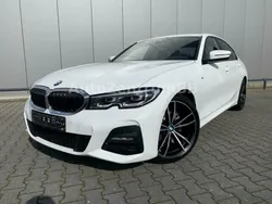 Weiß Gebraucht 2019 BMW 320 M Sport Limousine | 38.440 € (Teuer)