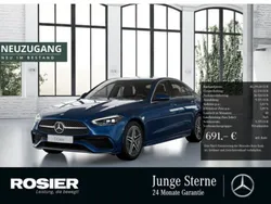 Blau / spektralblau (metallic) Gebraucht 2024 Mercedes C300 AMG Limousine | 46.299 € (Guter Preis)