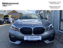Skyscraper grau (metallic) Gebraucht 2023 BMW 120 Sport Line Kleinwagen | 30.390 € (Fairer Preis)