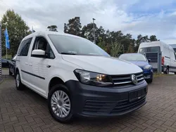 Weiß Gebraucht 2015 VW Caddy Trendline Van / Kleinbus | 8.950 € (Etwas zu teuer)