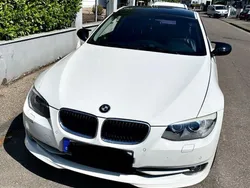 Weiß Gebraucht 2011 BMW 320 Coupé | 7.777 € (Guter Preis)