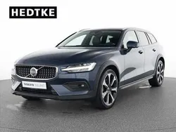 Gebraucht 2024 Volvo V60 CC Kombi | 46.450 €