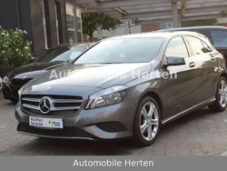 Mountaingrau met. Gebraucht 2013 Mercedes A180 Limousine | 13.590 € (Fairer Preis)