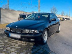 Schwarz Gebraucht 1998 BMW 523 Limousine | 2.500 € (Fairer Preis)