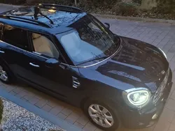 Blau Gebraucht 2021 Mini Cooper D Kleinwagen | 29.999 €