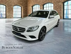 Designo diamantweiß bright Gebraucht 2021 Mercedes C300e Kombi | 24.500 € (Fairer Preis)