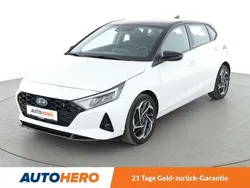 Weiß Gebraucht 2020 Hyundai i20 Intro Edition Kleinwagen | 18.650 € (Etwas zu teuer)