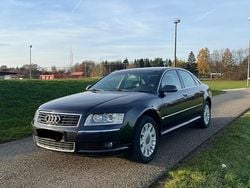 Grau Gebraucht 2005 Audi A8 Basis Limousine | 3.400 € (Guter Preis)