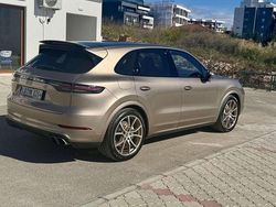 Gebraucht 2018 Porsche Cayenne Turbo SUV | 55.000 €