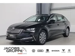 Schwarz Gebraucht 2022 Skoda Superb Ambition Kombi | 27.595 € (Etwas zu teuer)