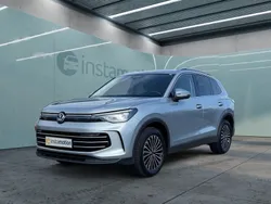 Silber Gebraucht 2024 VW Tiguan Elegance SUV | 38.955 € (Fairer Preis)