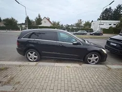 Schwarz Gebraucht 2008 Mercedes R320 AMG Van / Kleinbus | 5.500 € (Superpreis)