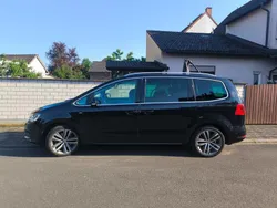 Schwarz Gebraucht 2015 VW Sharan Cup Van / Kleinbus | 16.999 € (Guter Preis)