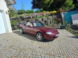 Rot Gebraucht 2003 Mazda MX5 Cabrio | 11.250 €