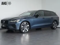 Denim blue / metallic Gebraucht 2021 Volvo V60 R-Design Kombi | 29.880 € (Guter Preis)
