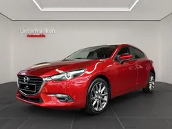 Rot Gebraucht 2017 Mazda 3 Limousine | 13.500 € (Etwas zu teuer)