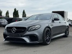 Grau Gebraucht 2017 Mercedes E63S AMG AMG Limousine | 48.900 € (Etwas zu teuer)
