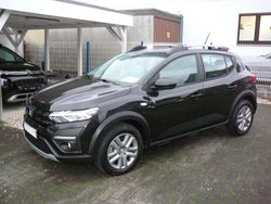 Perlmuttschwarz Gebraucht 2022 Dacia Sandero Comfort Kleinwagen | 12.750 € (Superpreis)