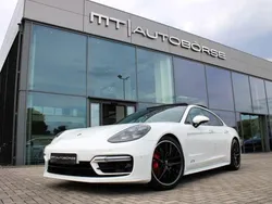 Weiss Gebraucht 2021 Porsche Panamera Limousine | 89.900 €