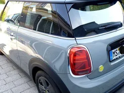 Grau Gebraucht 2022 Mini Cooper SE Kleinwagen | 16.190 € (Guter Preis)