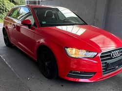 Rot Gebraucht 2012 Audi A3 Ambiente Limousine | 6.500 € (Fairer Preis)