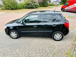 Schwarz Gebraucht 2008 Skoda Fabia Classic Limousine | 1.890 € (Fairer Preis)