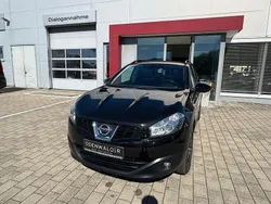 Black (m) schwarzmet. (metallic) Gebraucht 2013 Nissan Qashqai 360º SUV | 8.848 € (Fairer Preis)