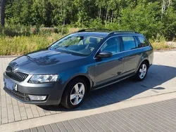 Grau Gebraucht 2016 Skoda Octavia Ambition Kombi | 11.750 € (Fairer Preis)